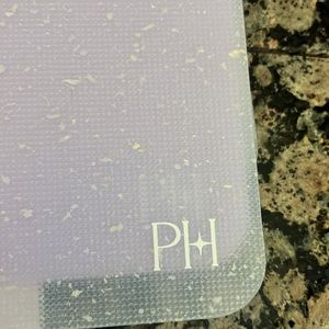 Paris Hilton | Kitchen | Paris Hilton Kitchen Cutting Mats | Poshmark